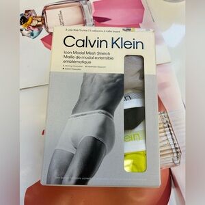 Calvin Klein Ultra-Soft icon mesh stretch Modal low rise Trunk black/yellow L